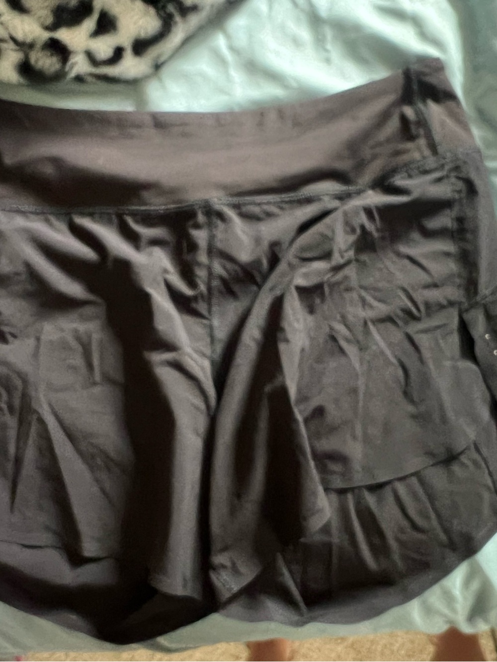 EUC women’s small Athleta black shorts